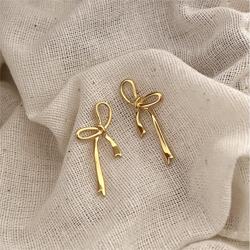Hollow Bow-Knot 925 Sterling Silver Stud Earrings