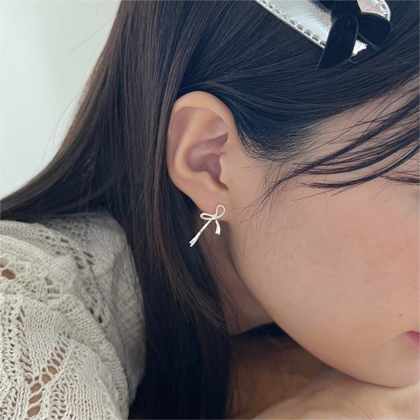 Hollow Bow-Knot 925 Sterling Silver Stud Earrings